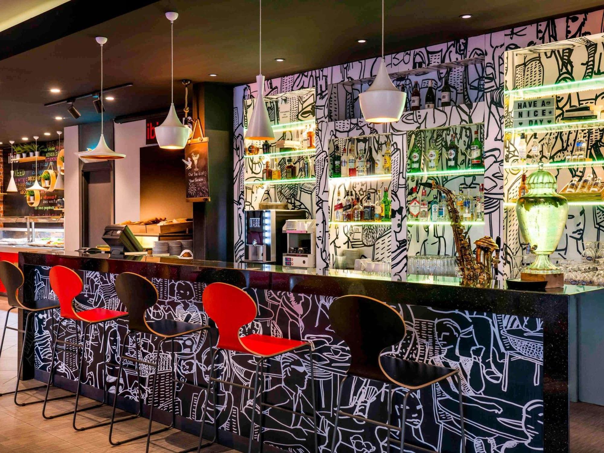 Ibis Istanbul Zeytinburnu — Fotos 1